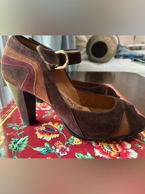 Women’s Sofft brand Suede Mary Jane Heels in Brown and Tan